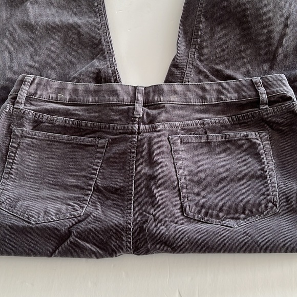 St. John's Bay Corduroy Jean's Straight Leg Size 16 - Picture 5 of 5